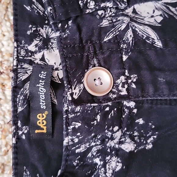 LEE Straight Fit Short - Picture 5 of 6